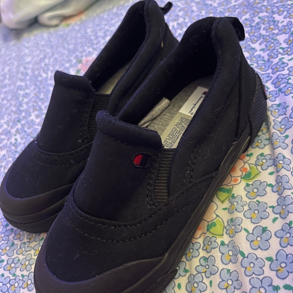 Champion boy shoes